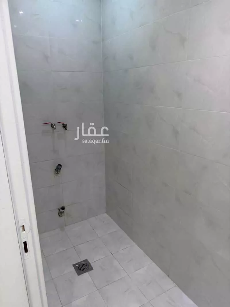 6 bedroom apartment in Al Gharra 4