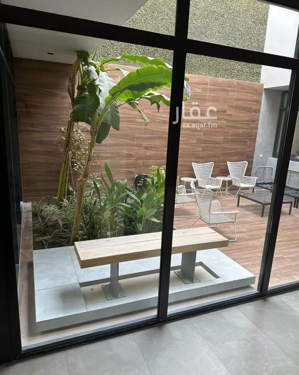 فيلا 4 غرف في العارض 1