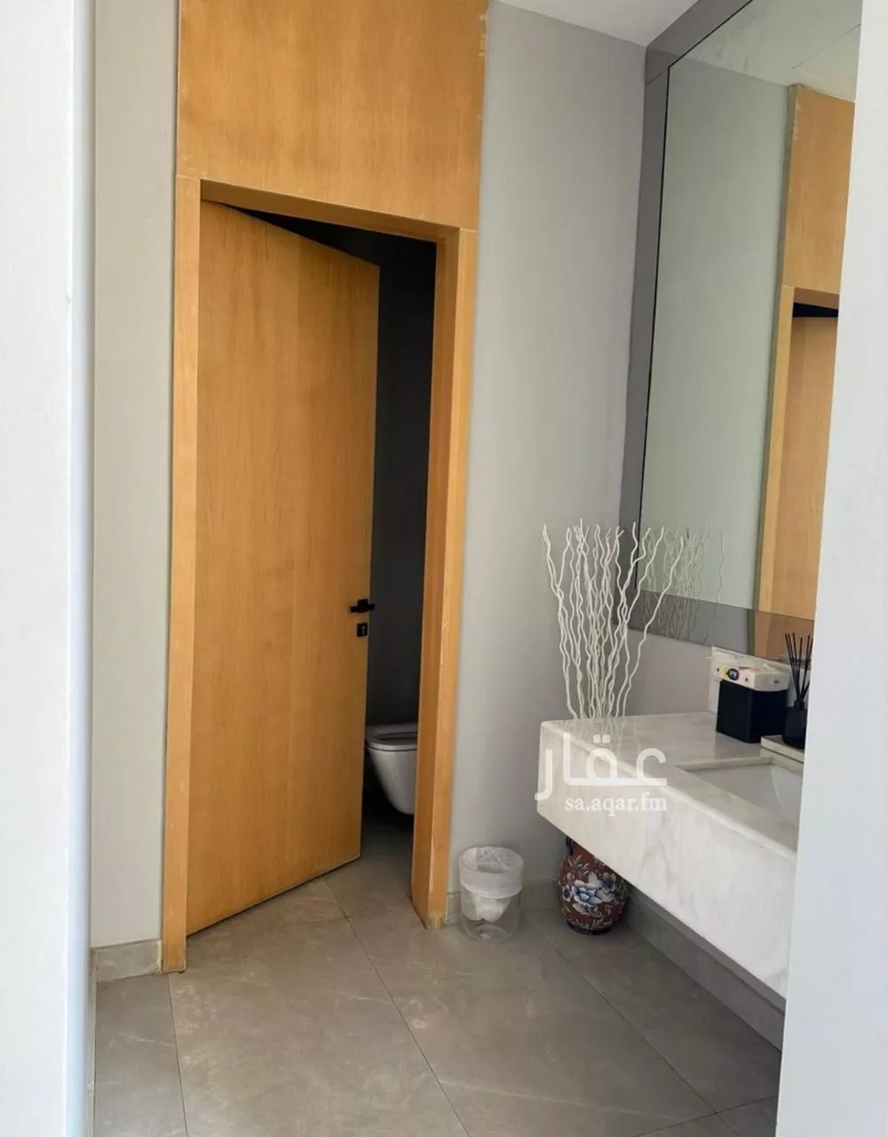 فيلا 4 غرف في العارض 2