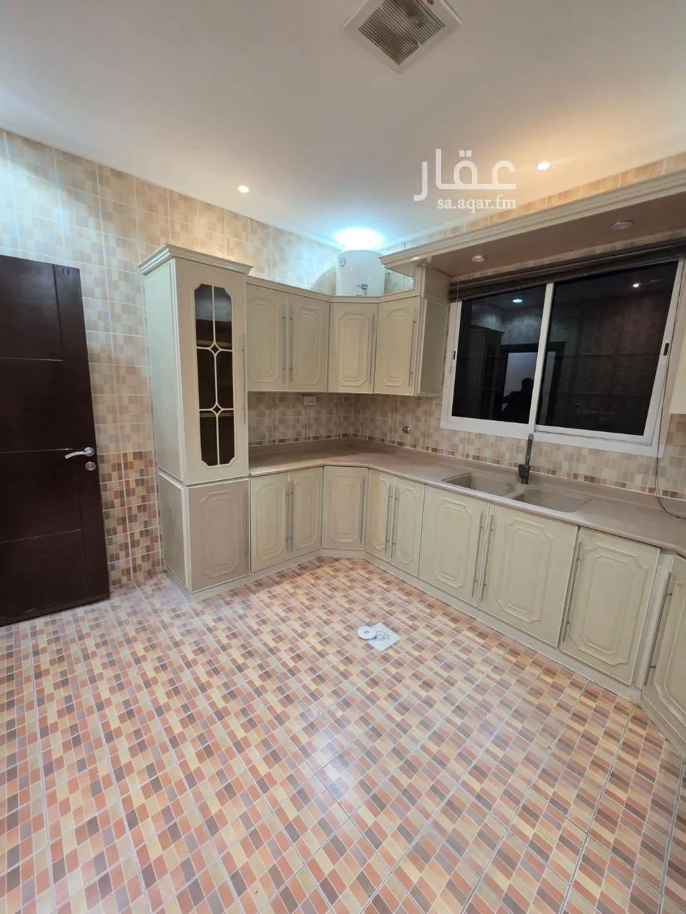 دور 3 غرف في الياسمين 6