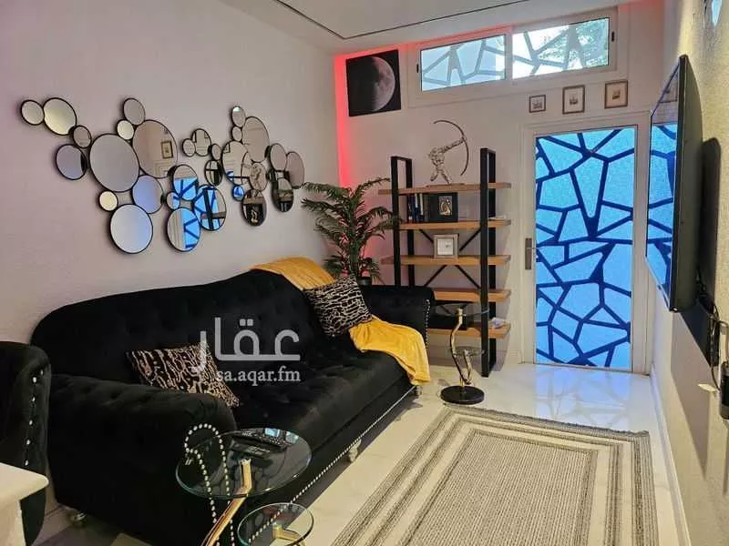 دور 1 غرف في العليا 8