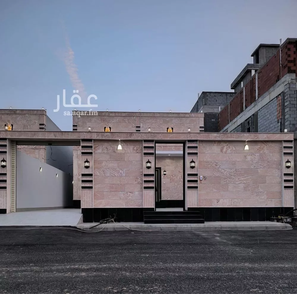 فيلا 6 غرف في الفروسية 2