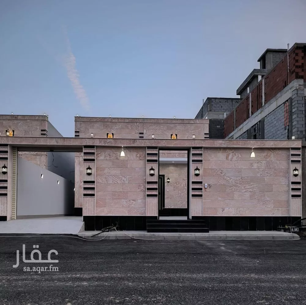 فيلا 6 غرف في الفروسية 3