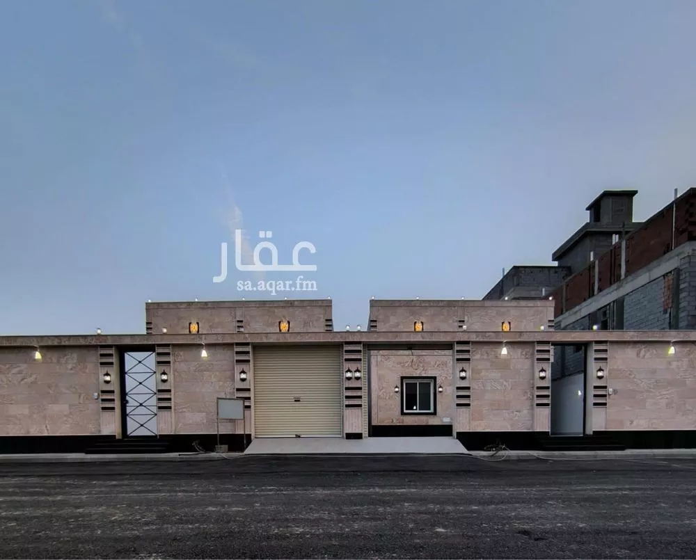 فيلا 6 غرف في الفروسية 4