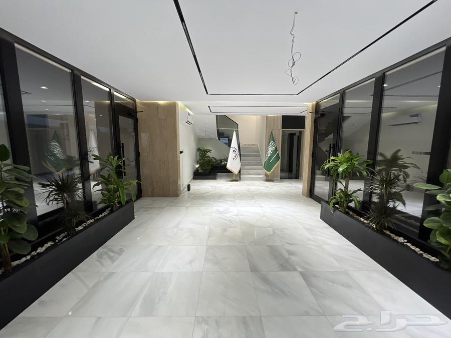 شقة 5 غرف في ولي العهد 3