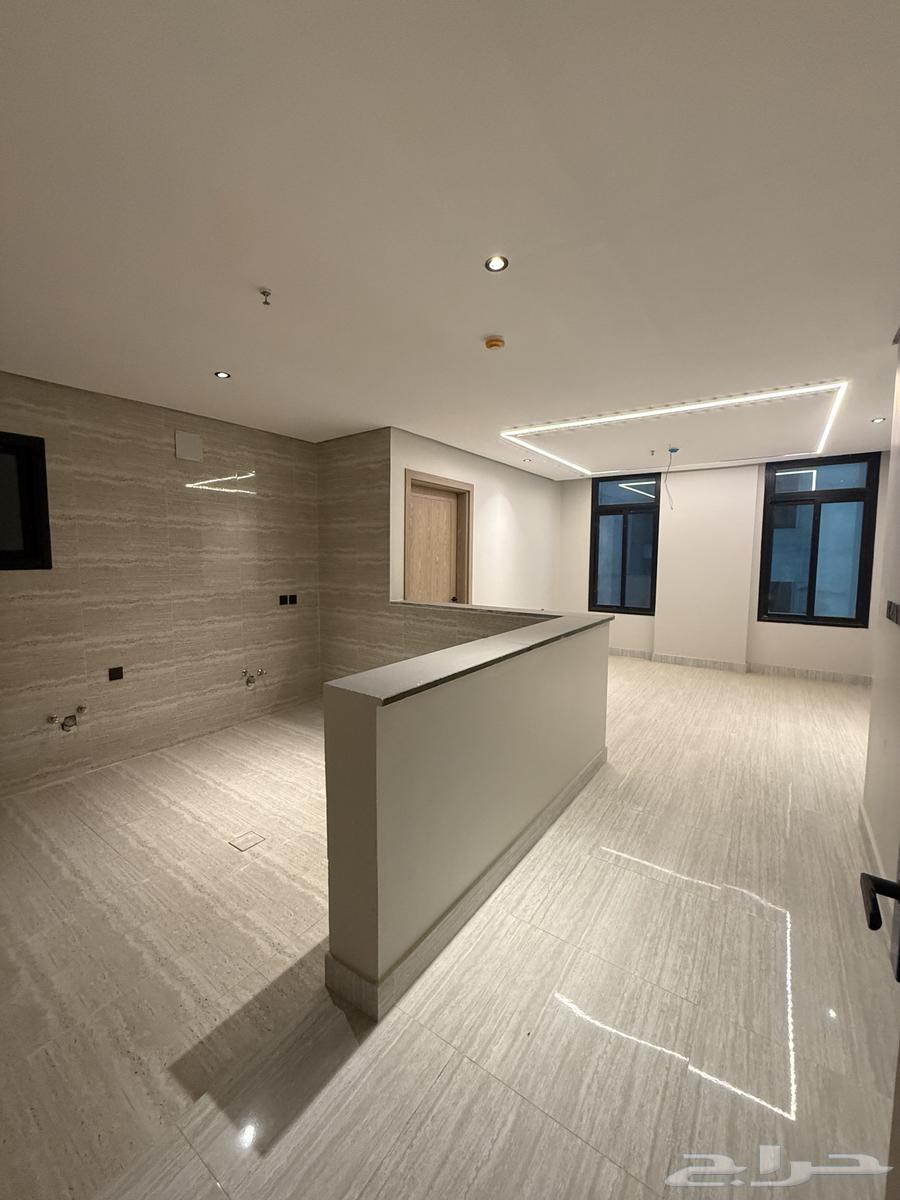 3 bedroom apartment in Al Khour 11