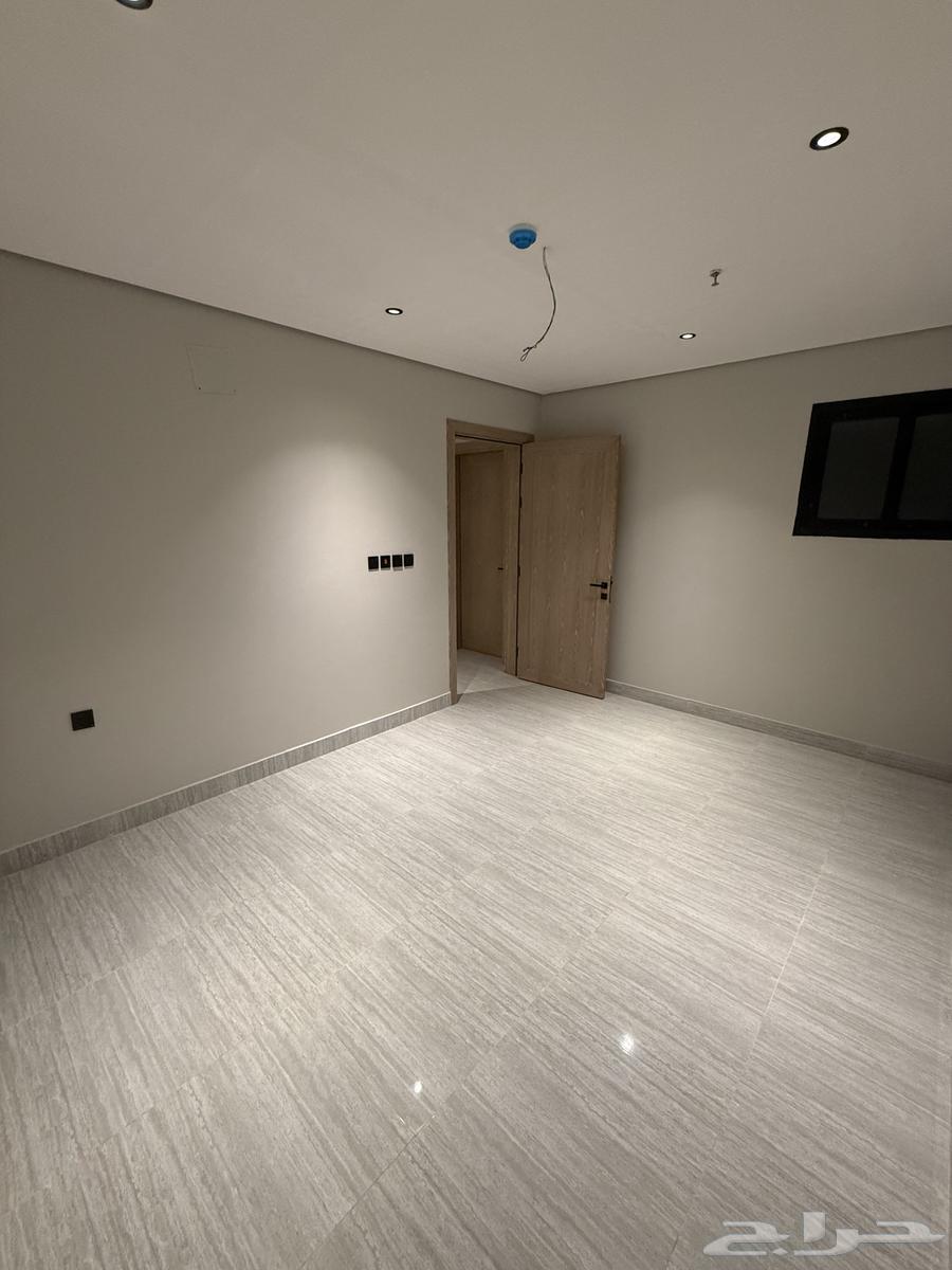3 bedroom apartment in Al Khour 17