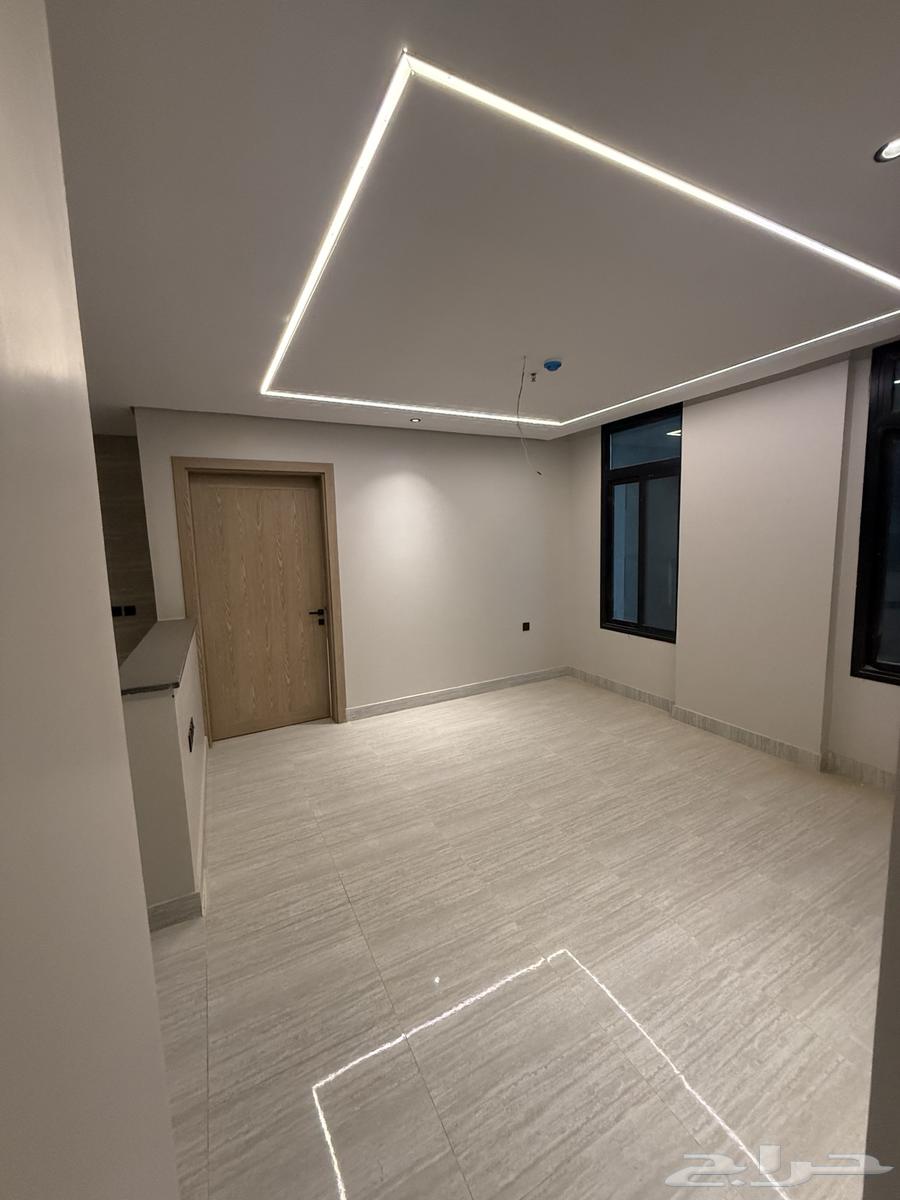 3 bedroom apartment in Al Khour 22