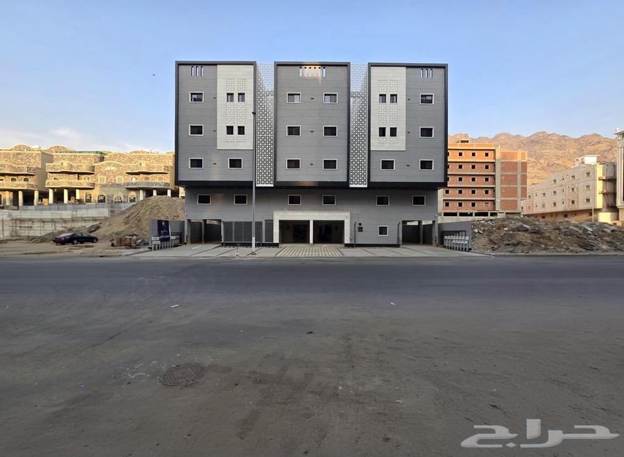 شقة 4 غرف في بطحاء قريش 1
