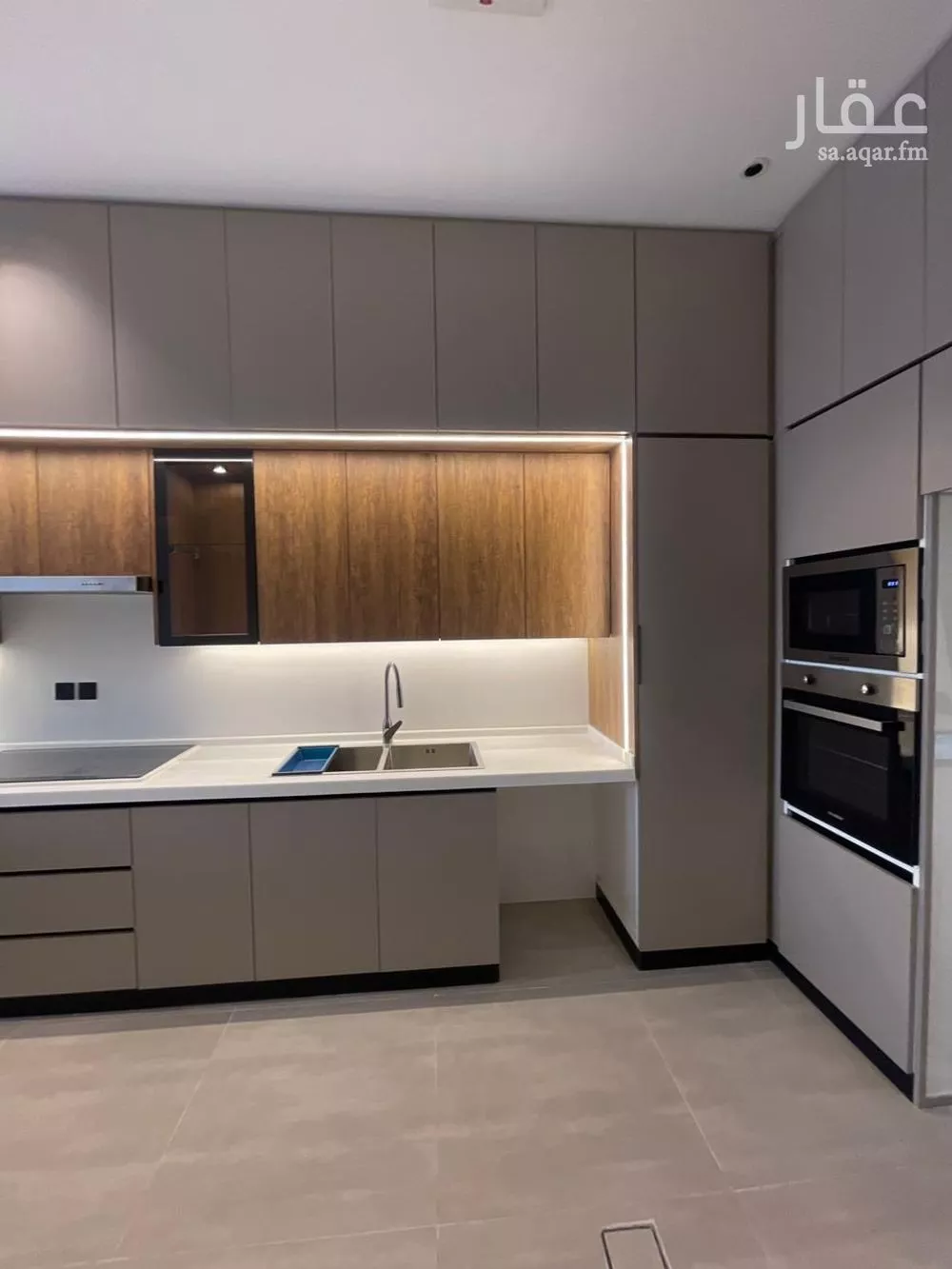 3 bedroom apartment in Al Yasmin 6