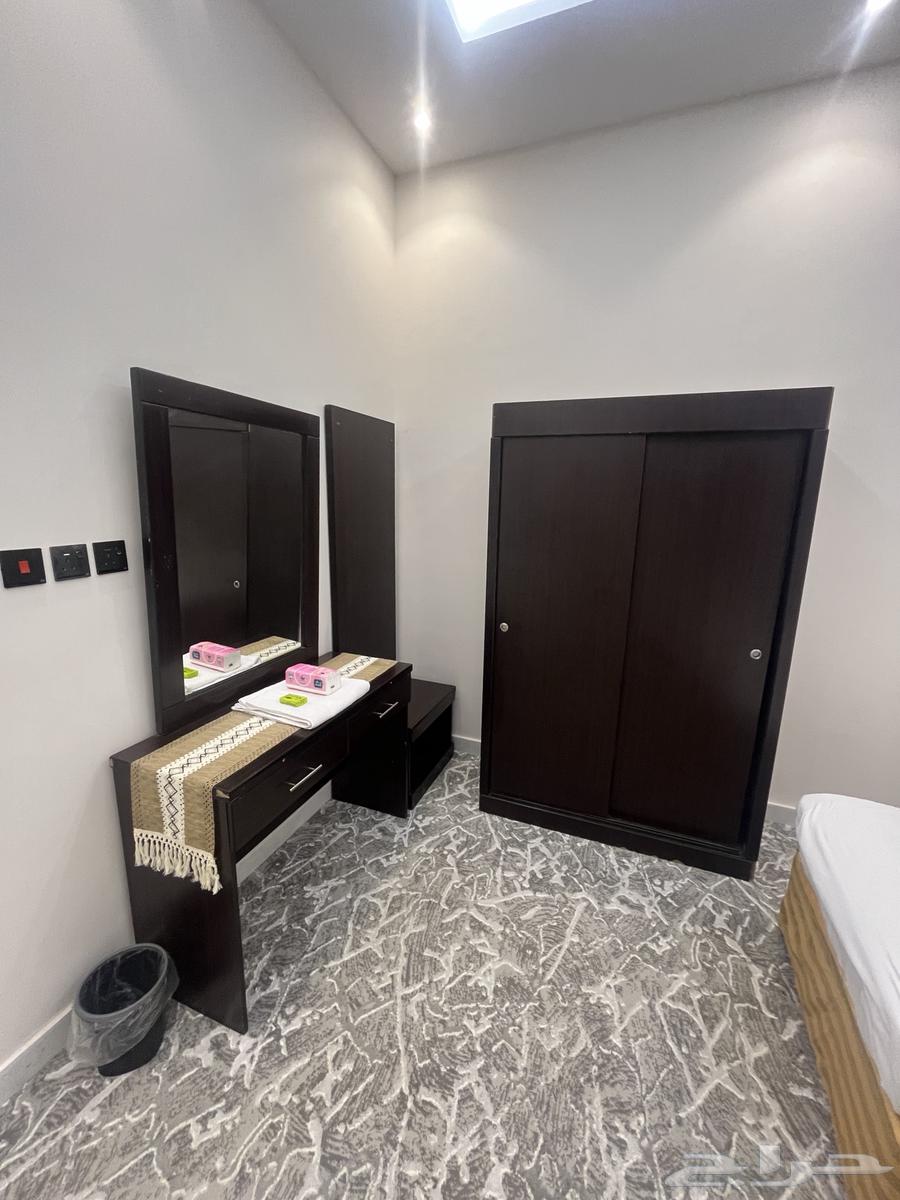 شقة  في الملك فهد 3