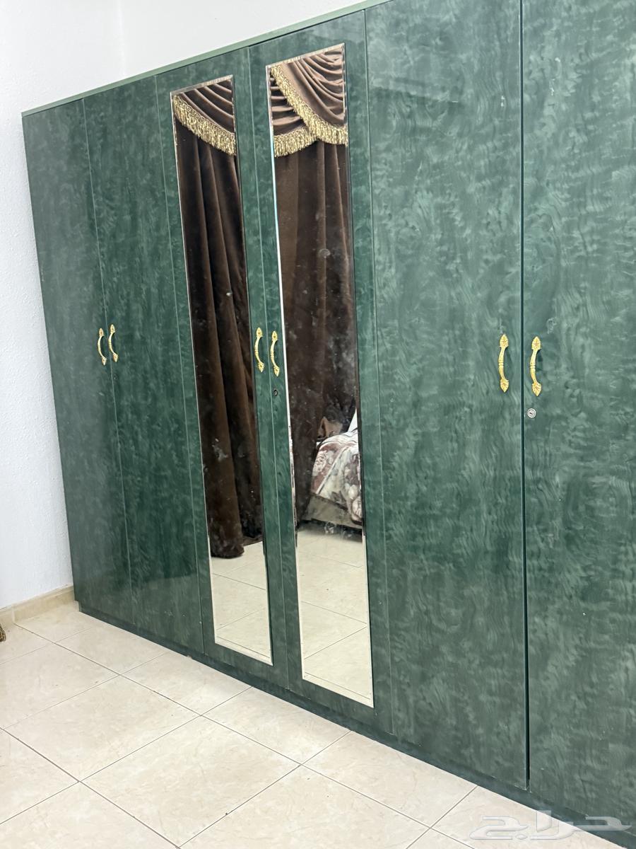 شقة 25 غرف في سكة الحديد 3