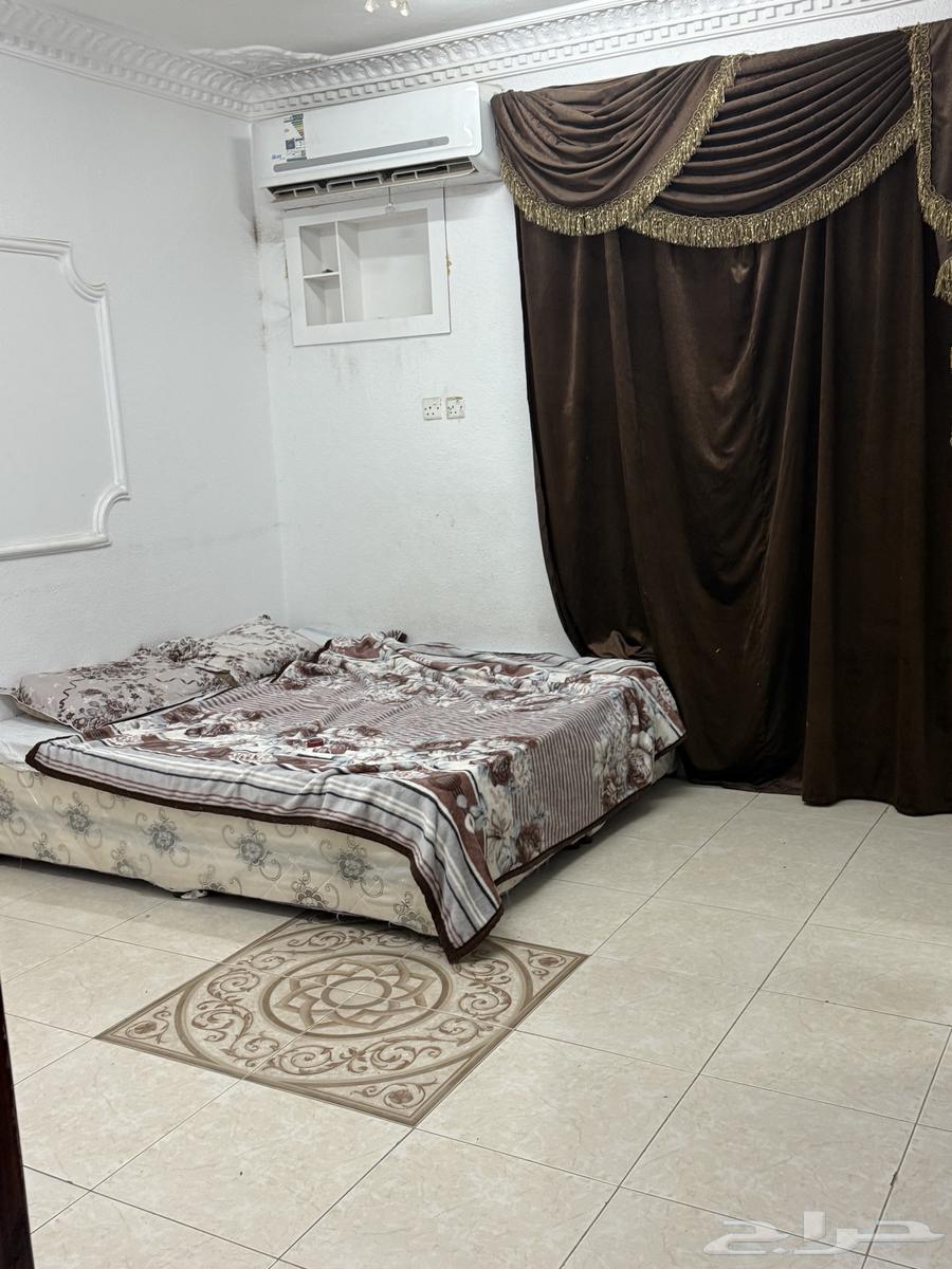 شقة 25 غرف في سكة الحديد 4