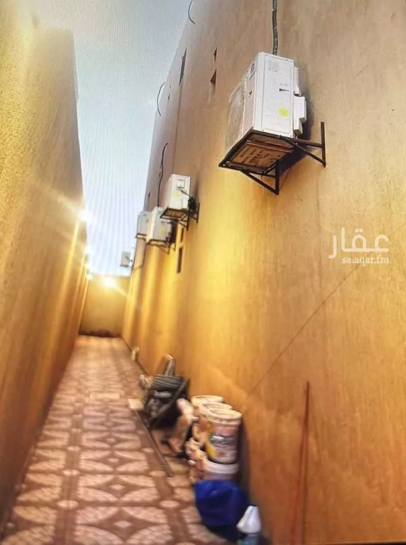 فيلا 6 غرف في الصالحية 2