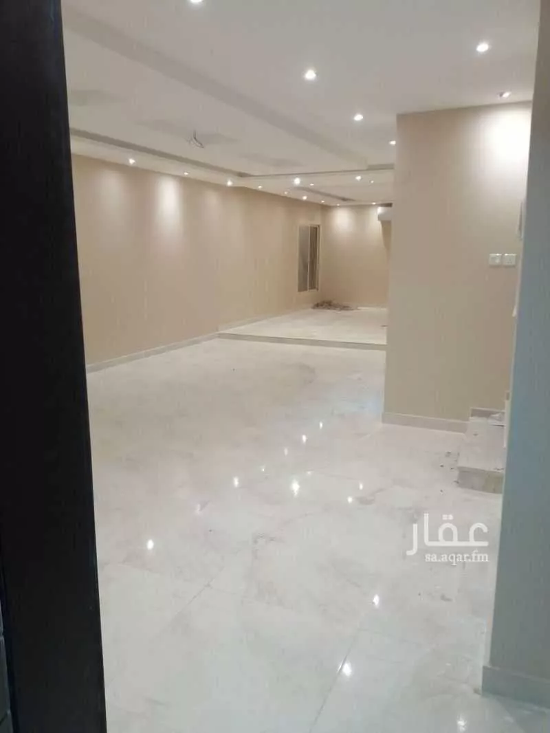 فيلا 6 غرف في الصالحية 8
