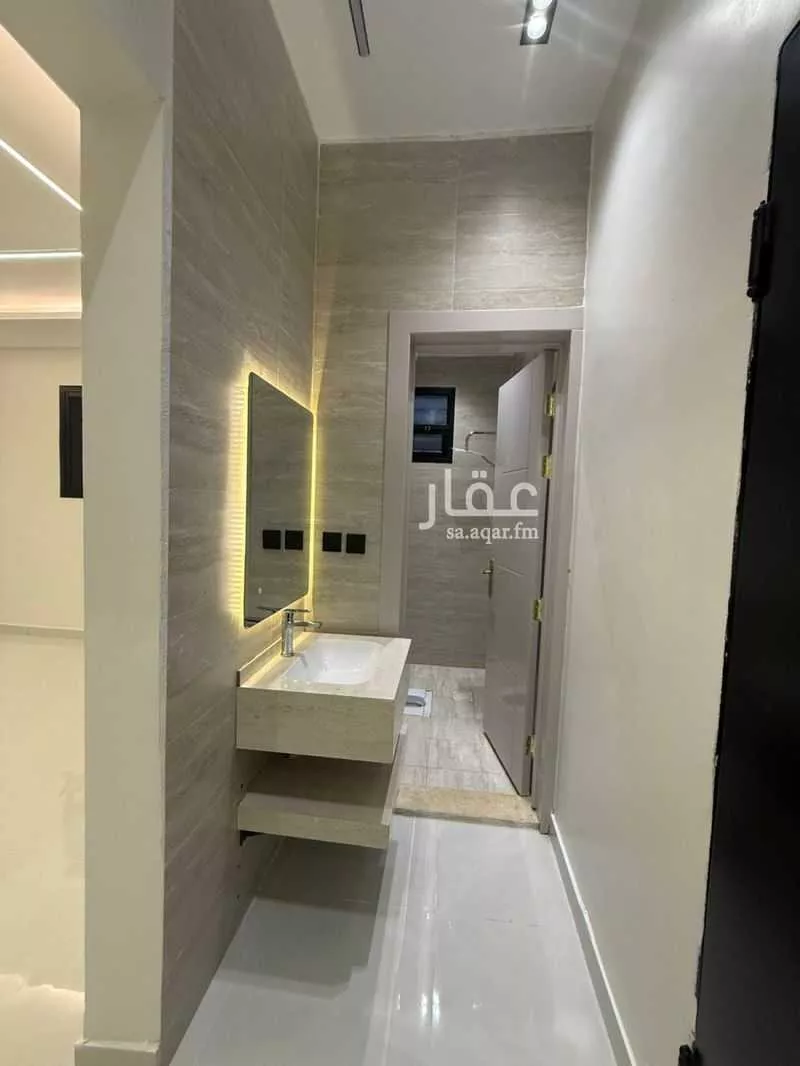 4 bedroom floor in Tuwaiq 5