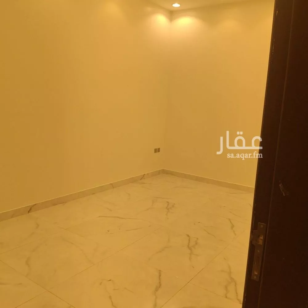 دور 3 غرف في النرجس 7