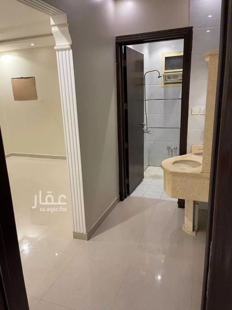 3 bedroom floor in Tuwaiq 6