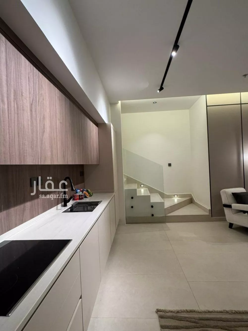 شقة 3 غرف في العارض 4