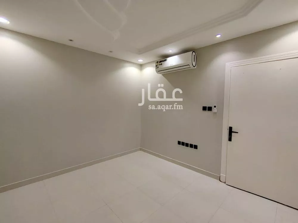 شقة 1 غرف في العارض 8