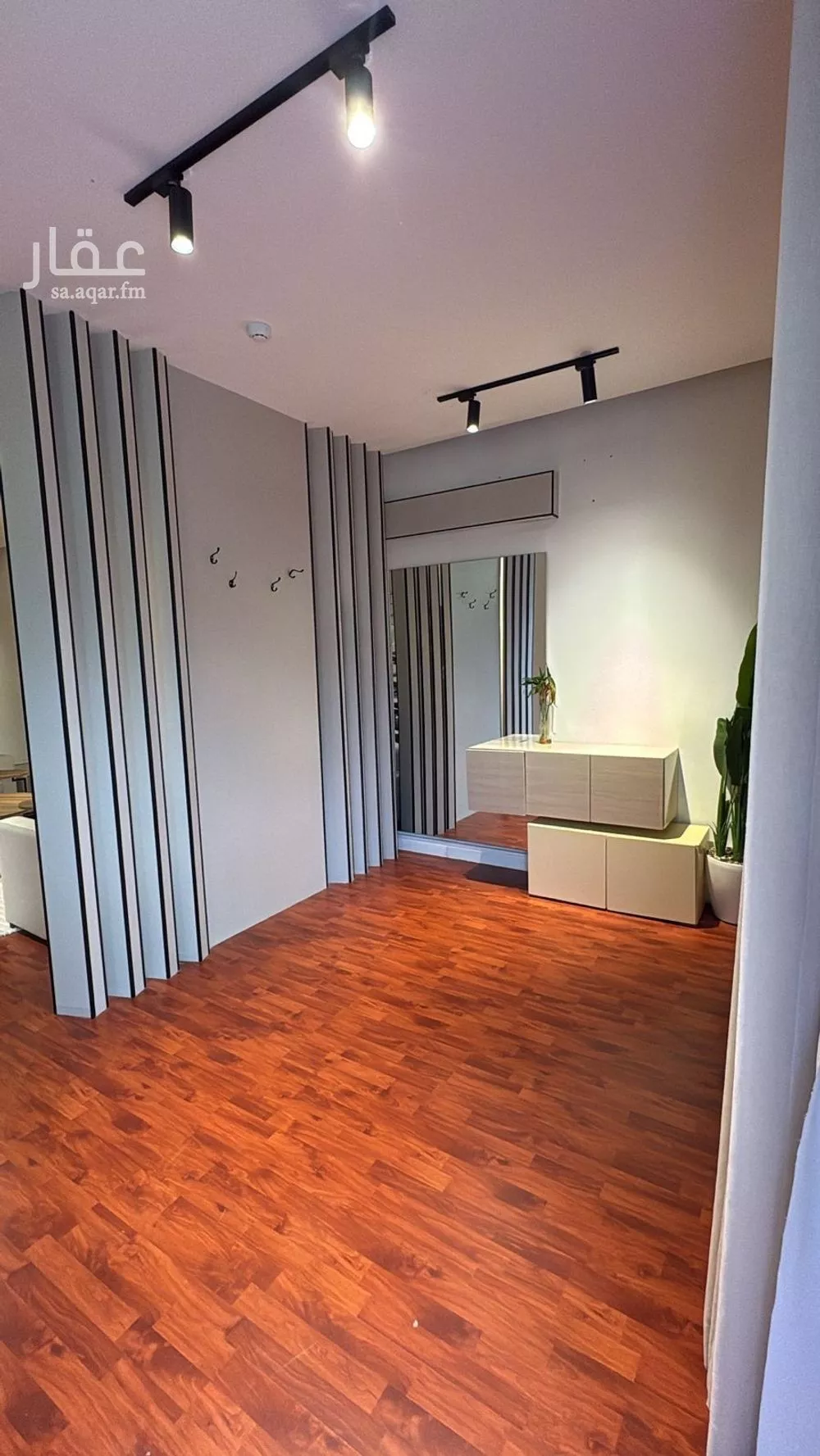 شقة 3 غرف في النرجس 4