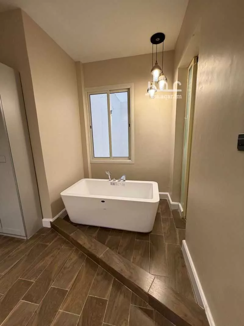 4 bedroom apartment in Hittin 14