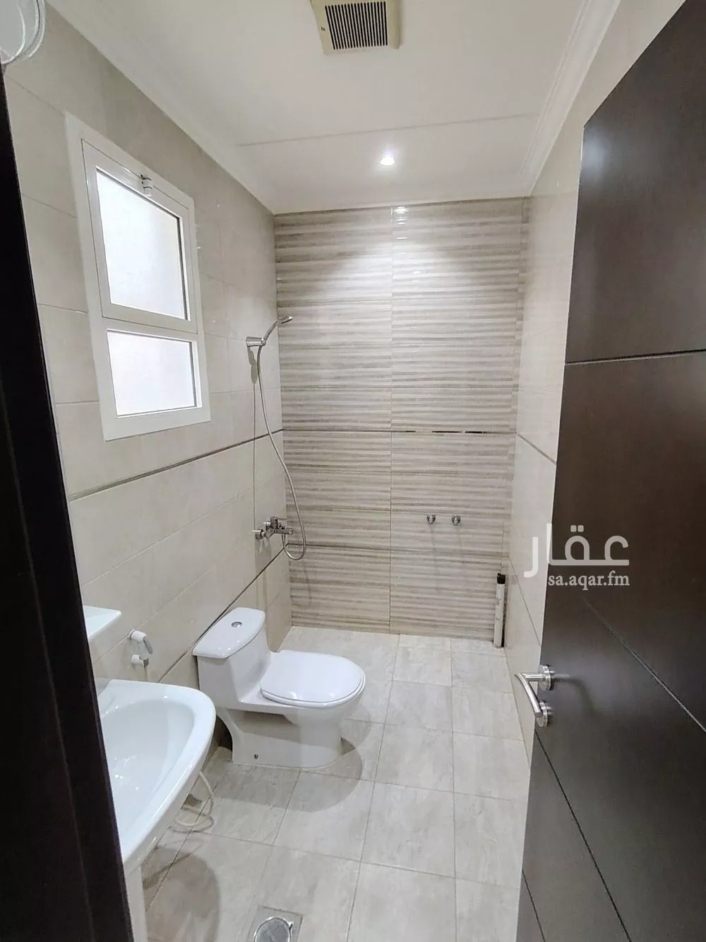 3 bedroom floor in Al Rabie 6