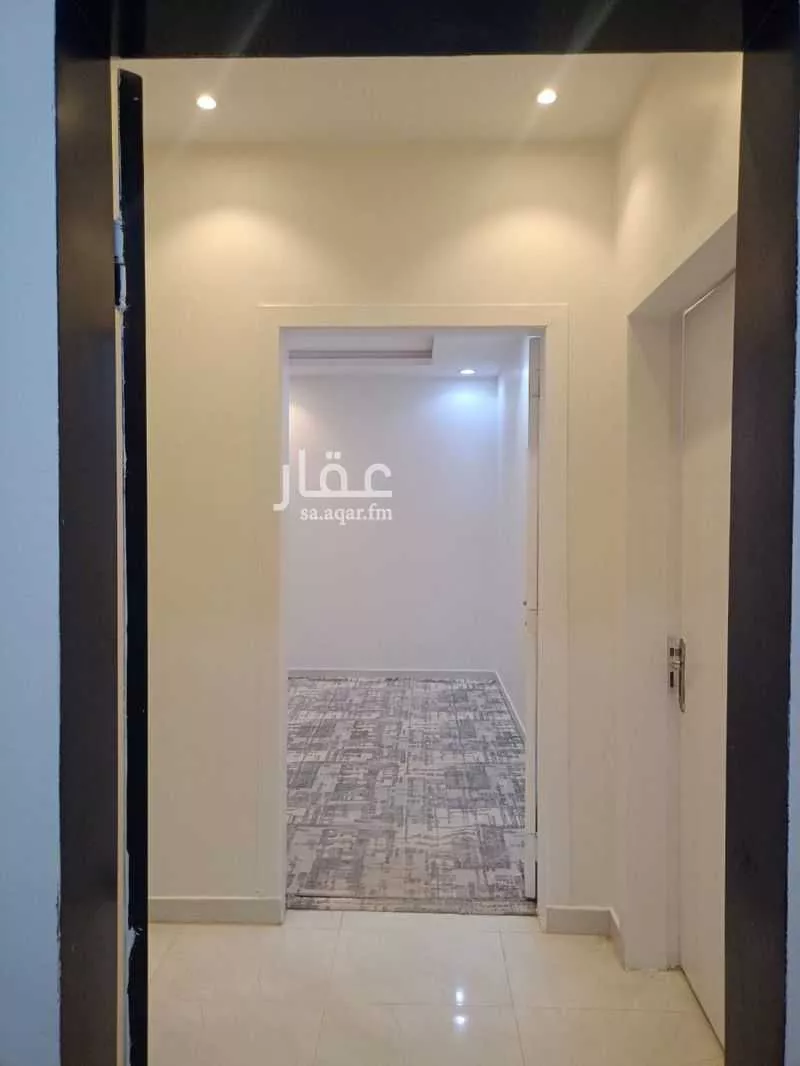 3 bedroom floor in Al Munsiyah 6