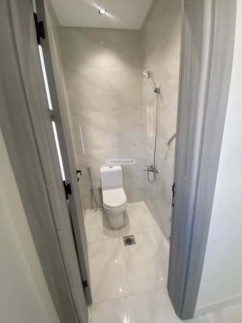 فيلا 8 غرف في القرينية 4