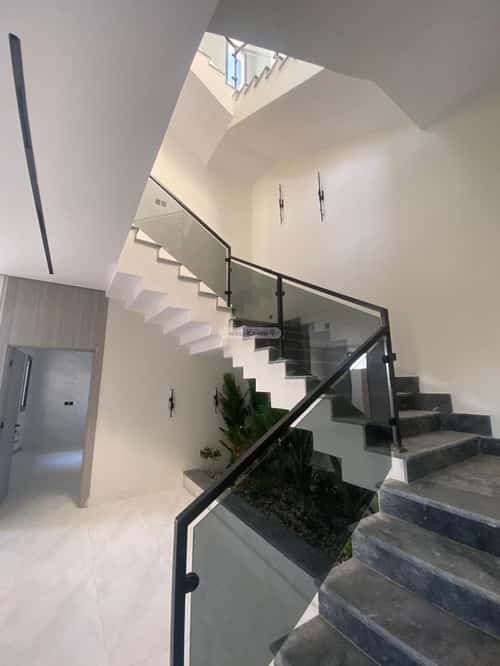 8 bedroom villa in Al Quraniyah 20