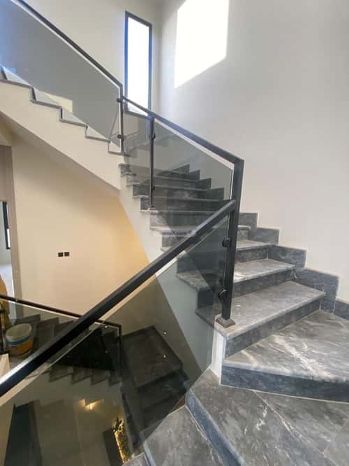 8 bedroom villa in Al Quraniyah 14