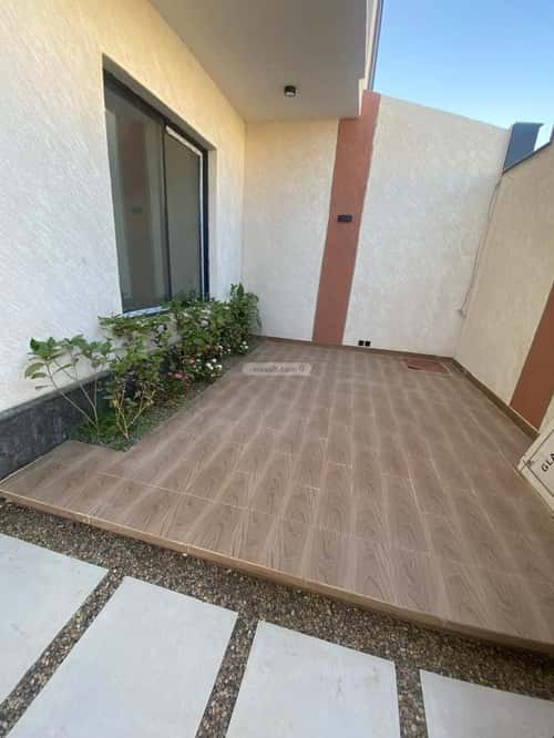 8 bedroom villa in Al Quraniyah 18