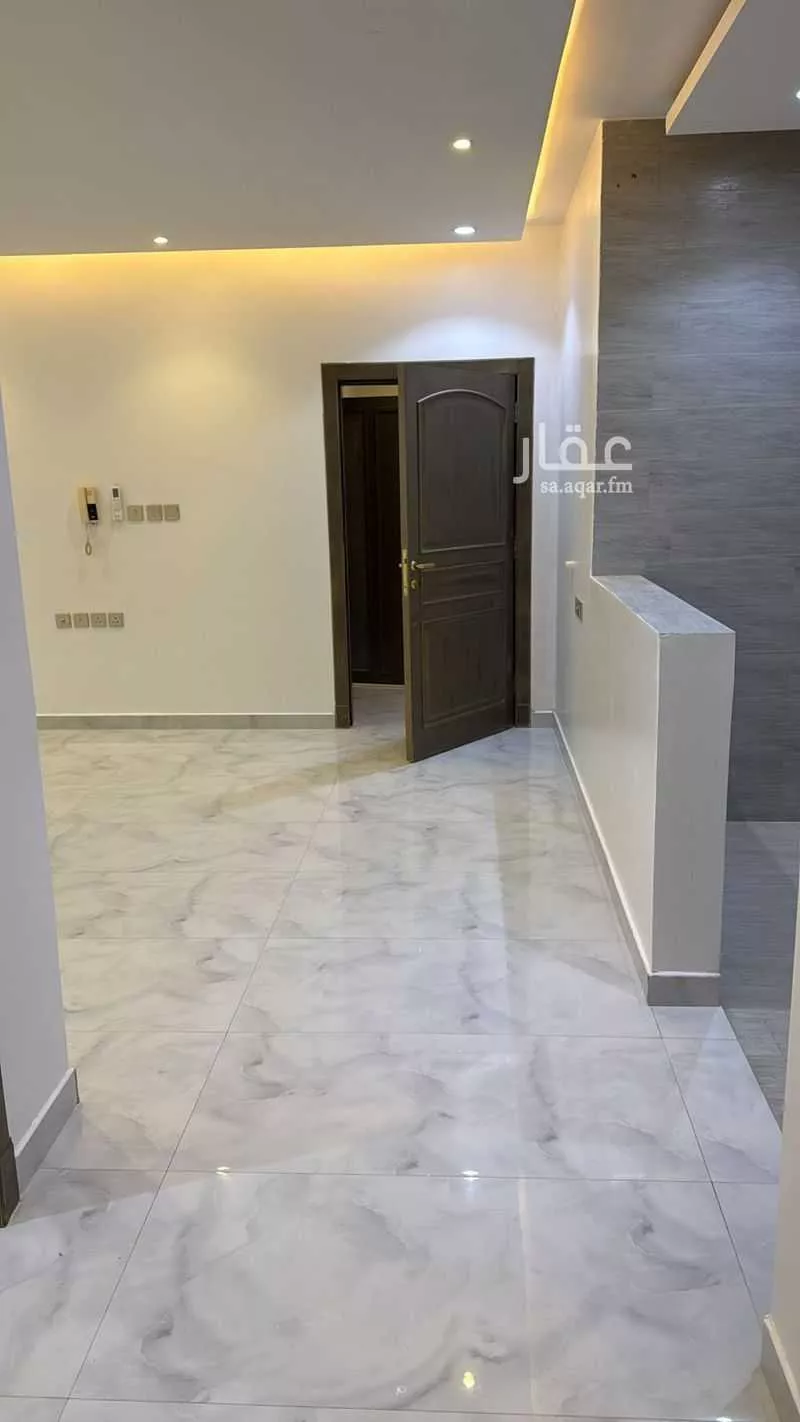 3 bedroom floor in Al Qairawan 2