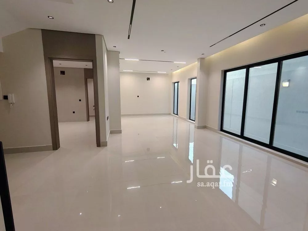 6 bedroom villa in As Sawari 7