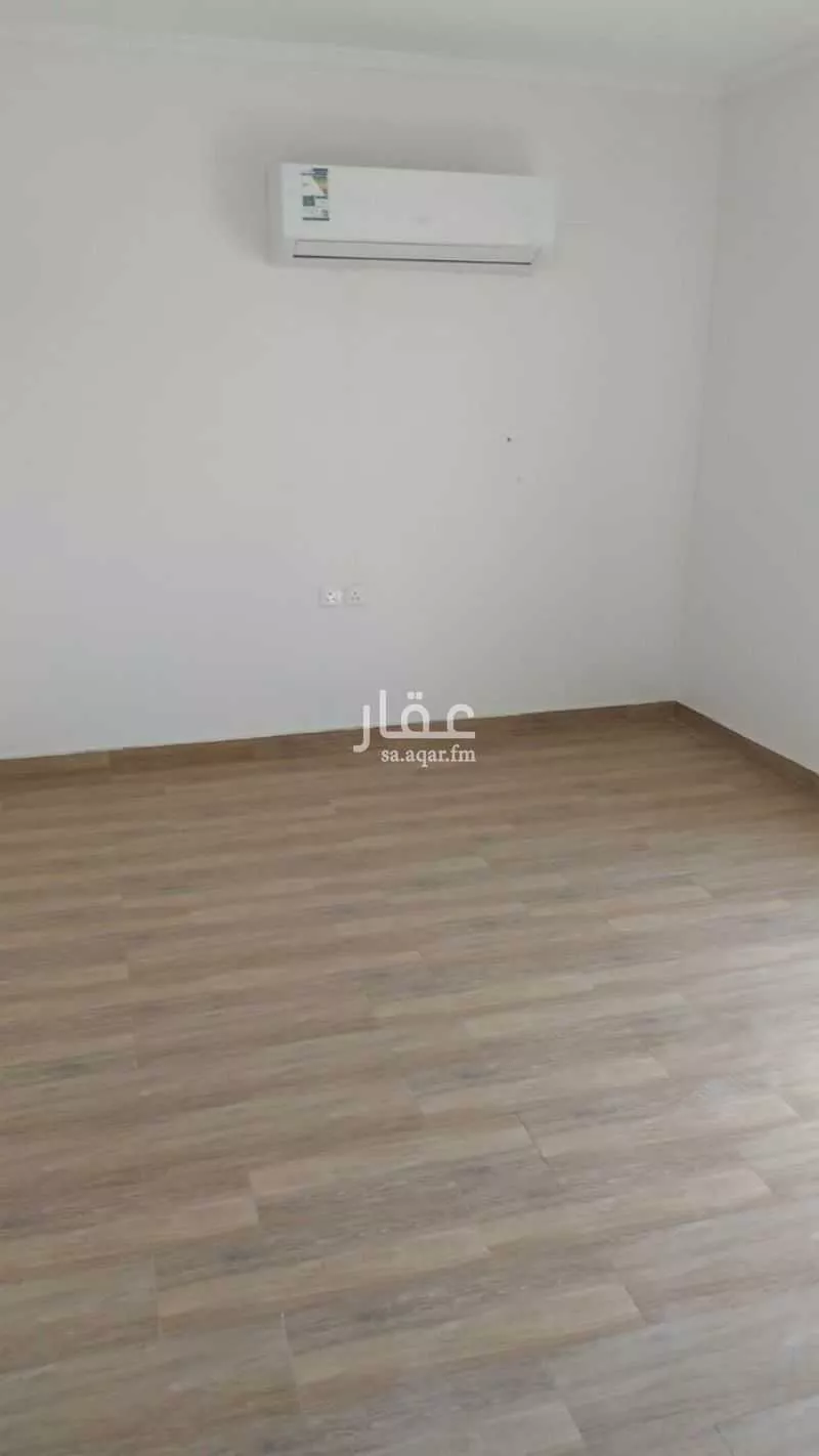 3 bedroom apartment in Al Yasmin 4