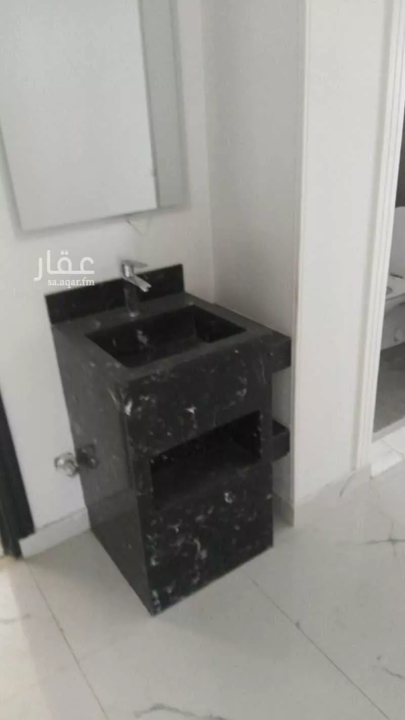 3 bedroom apartment in Al Yasmin 6