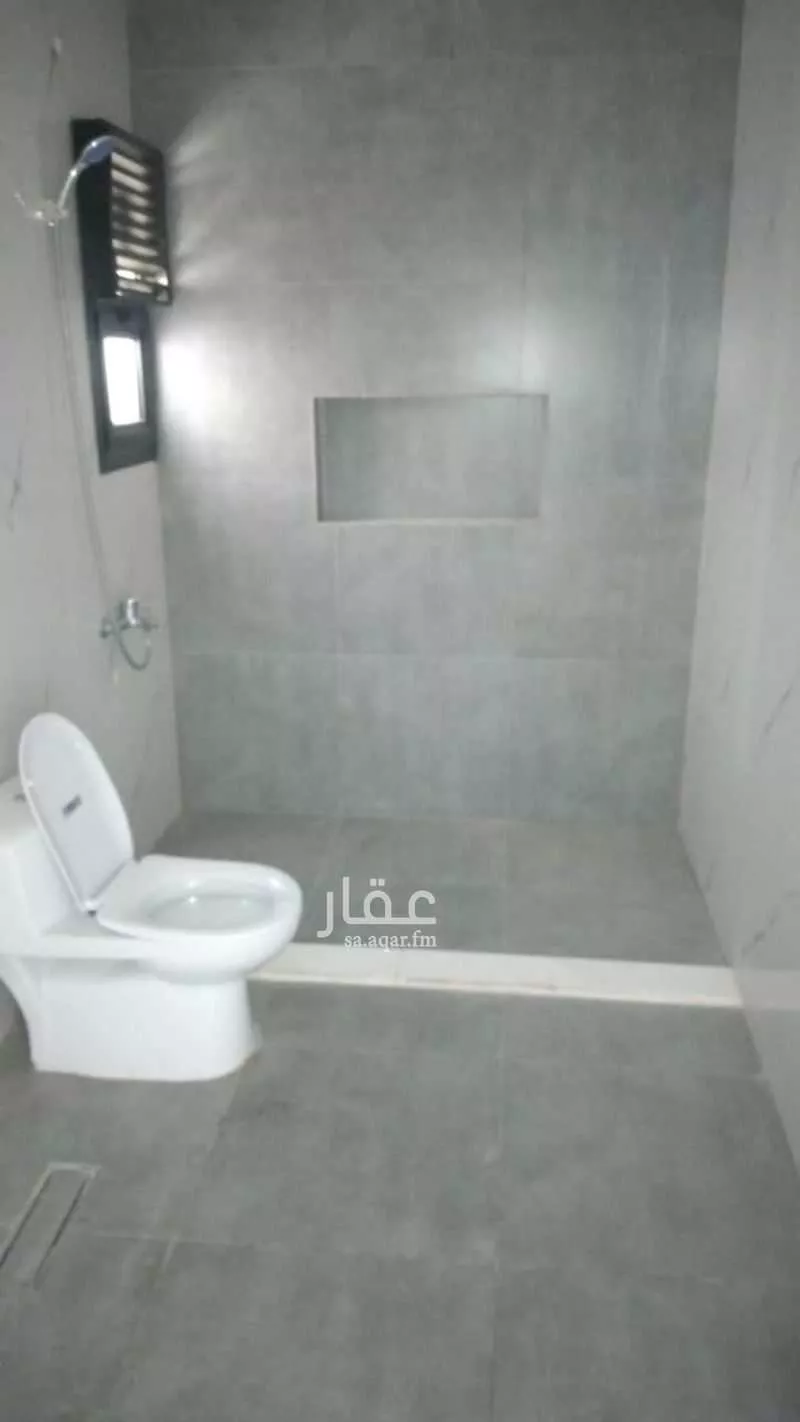 3 bedroom apartment in Al Yasmin 7