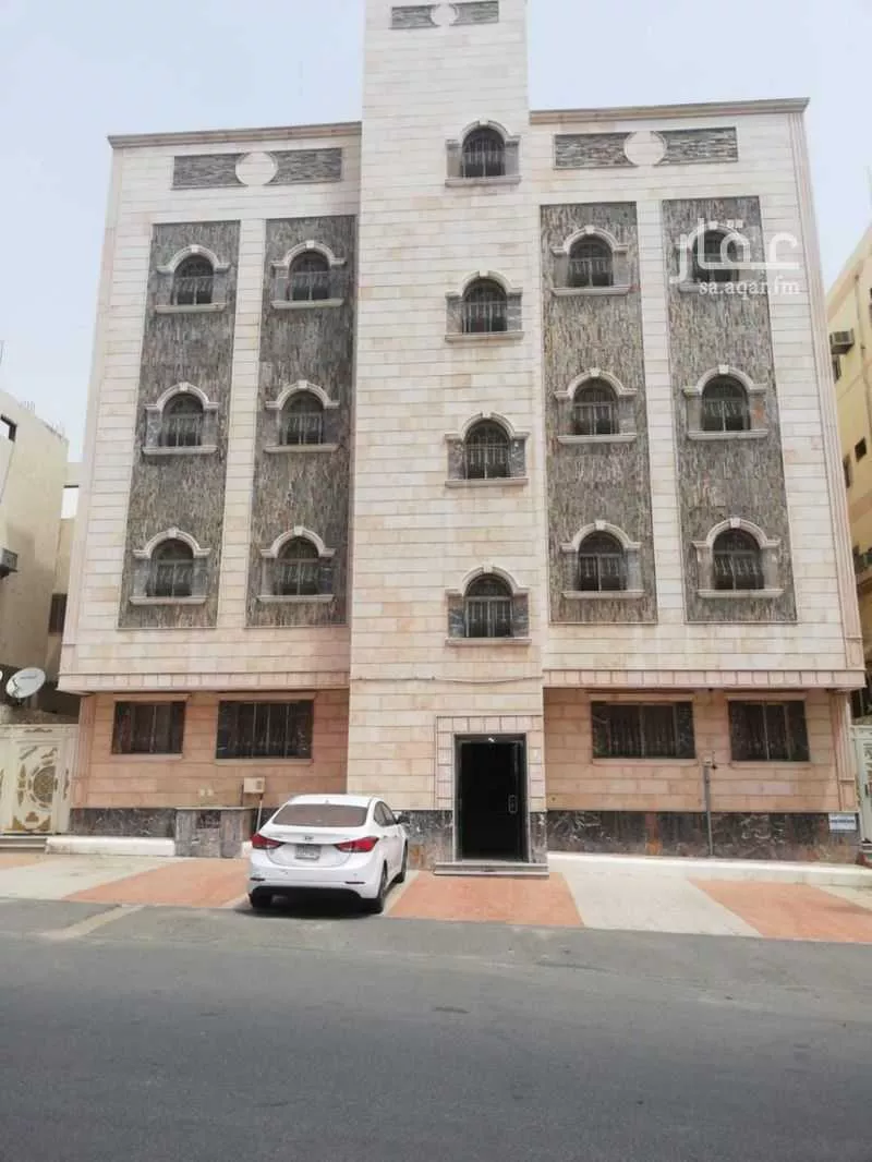 شقة 5 غرف في التنعيم