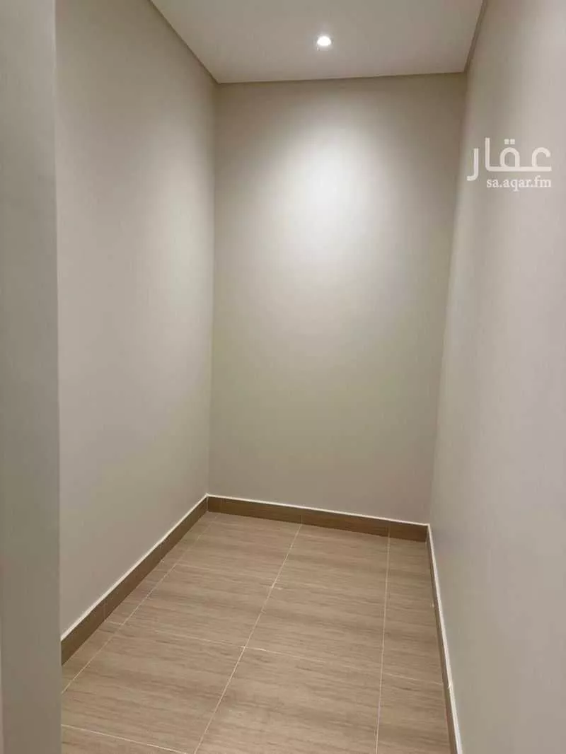 3 bedroom apartment in Al Yasmin 6