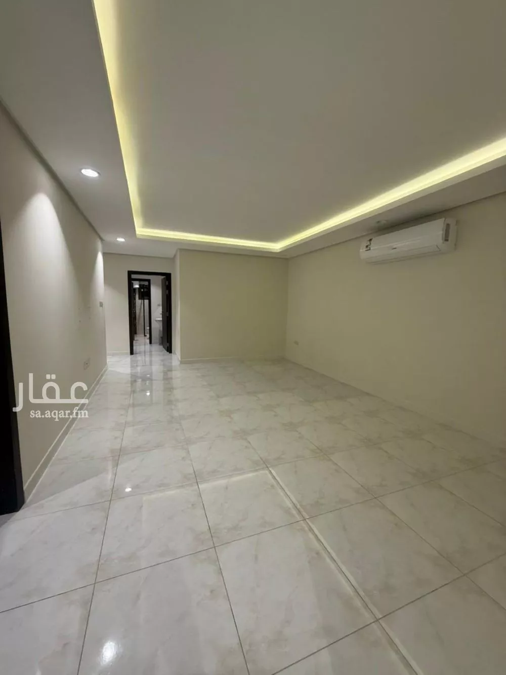 2 bedroom apartment in Al Hamra, Eastern Province 10