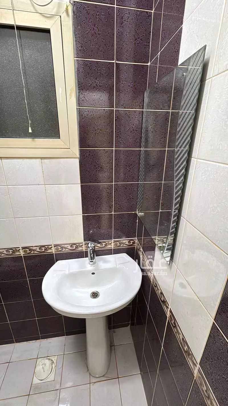 2 bedroom apartment in South Al Khobar 6