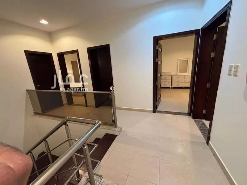 3 bedroom apartment in Al Hamra 8