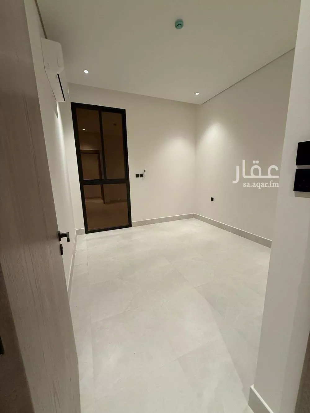 4 bedroom apartment in Al Yarmouk 11