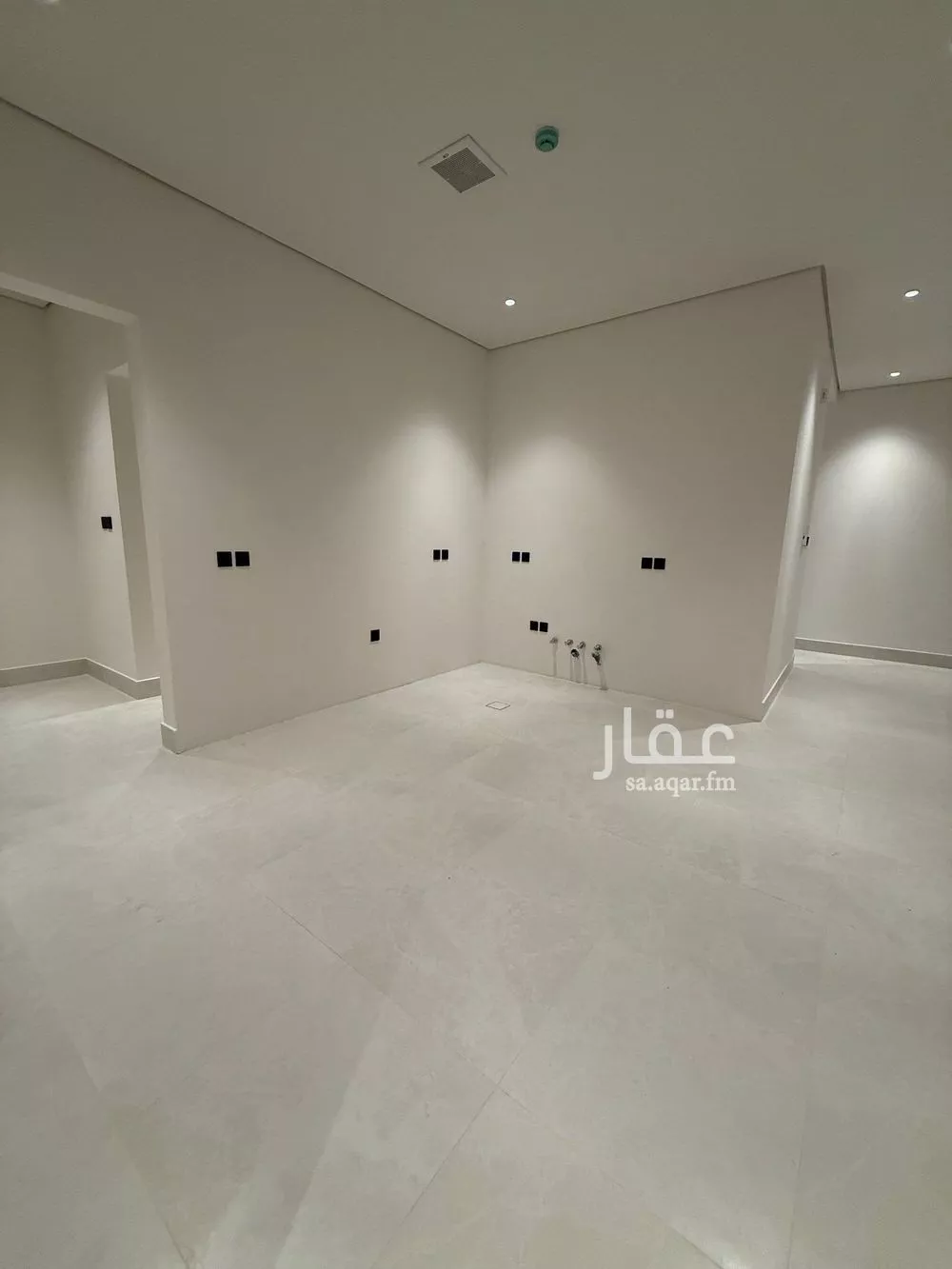 4 bedroom apartment in Al Yarmouk 4