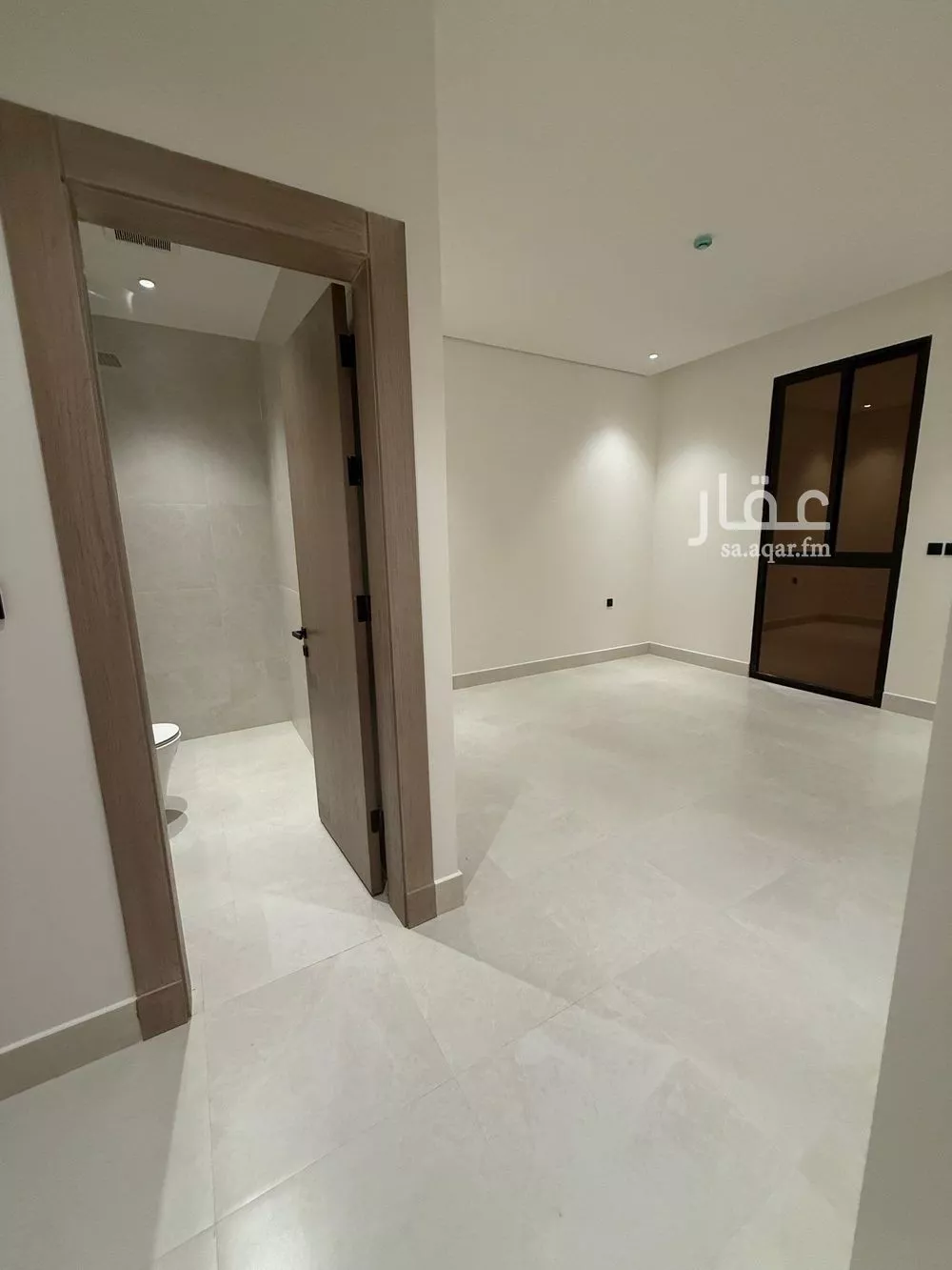 4 bedroom apartment in Al Yarmouk 8