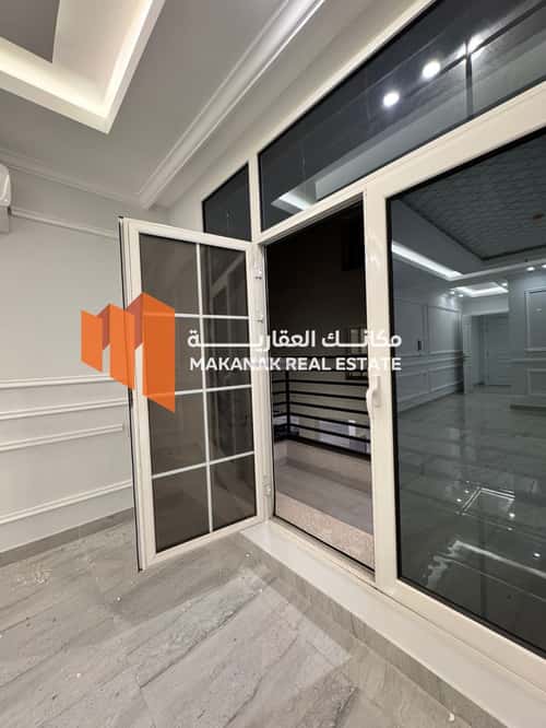 شقة 3 غرف في الحمرا 3