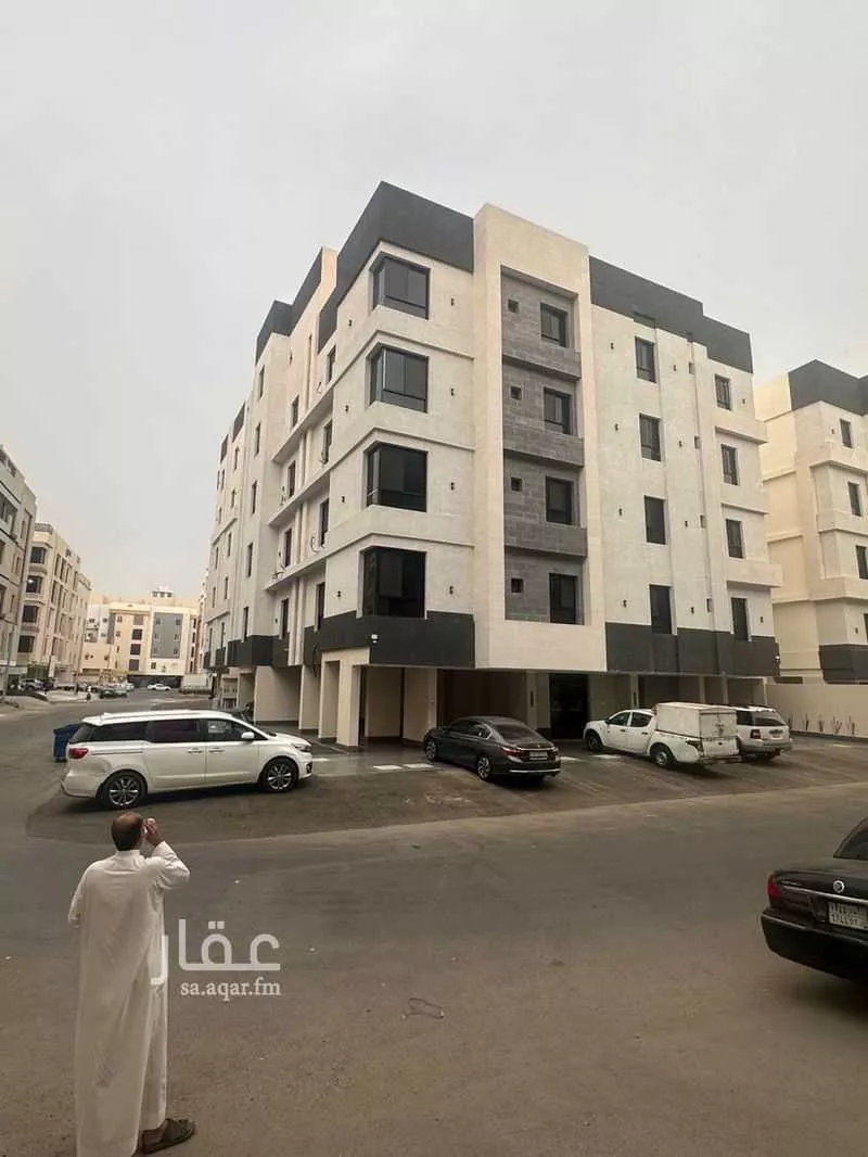 شقة 5 غرف في الريان 2