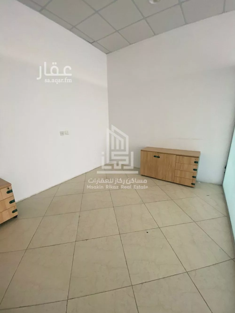 900 sqm shop in Al Fayha 4