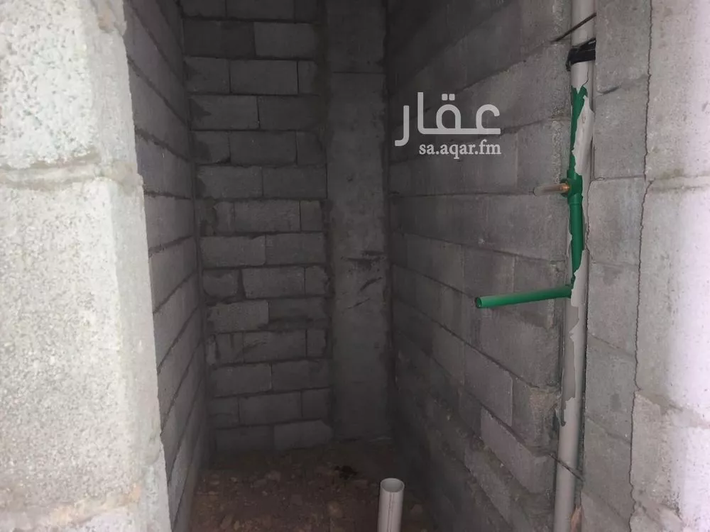 محل 48 م² في ضاحية نمار 4