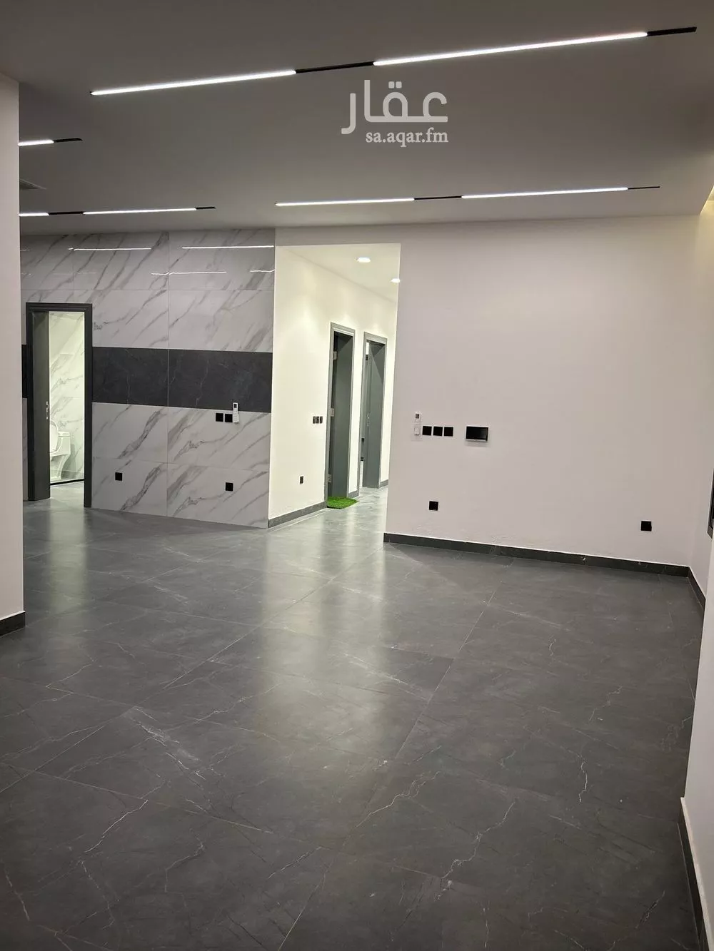 3 bedroom floor in Al Aridh 7